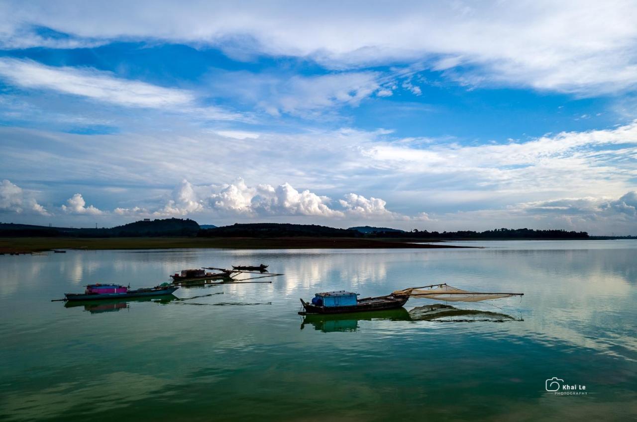Family Garden House At Tri An Lake, Dong Nai Phu Cuong Exterior foto